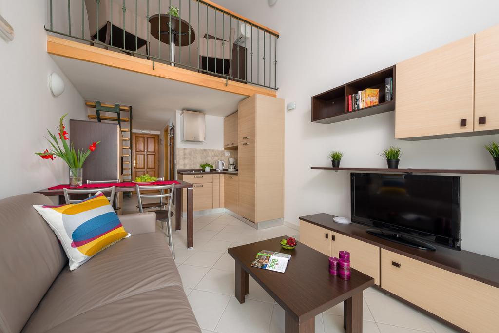 Apartments Vallum Bol Szoba fotó